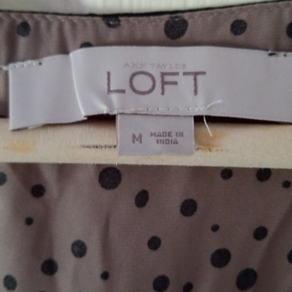 ⭐2/$10 LOFT Blouson Polka Dot Dress, size M - Picture 4 of 8